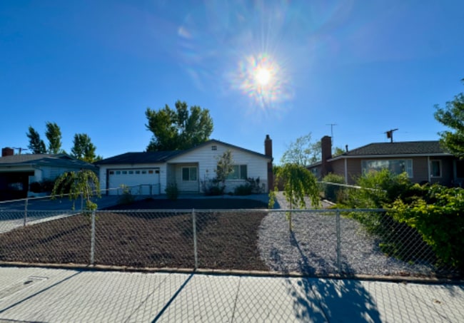 Building Photo - 1475 Harvard Way