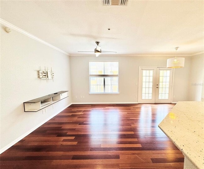 Foto del edificio - 860 N Orange Ave