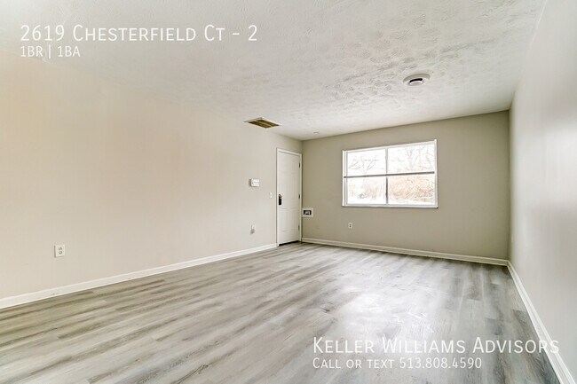 Foto del edificio - 2619 Chesterfield Ct