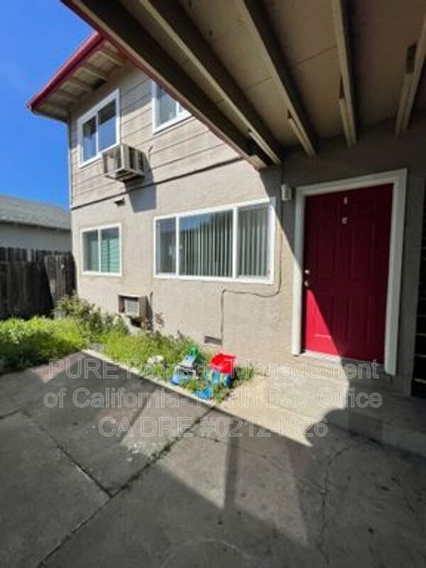 Building Photo - 150 Oak Manor Ct
