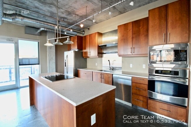 Building Photo - 4141 Penn Corner Condo