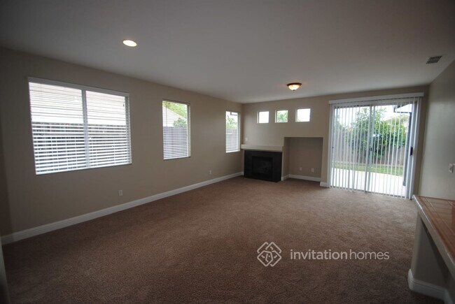 Foto del edificio - 2679 Meadowland Way