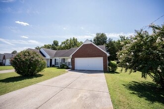 Building Photo - 528 McKean Dr