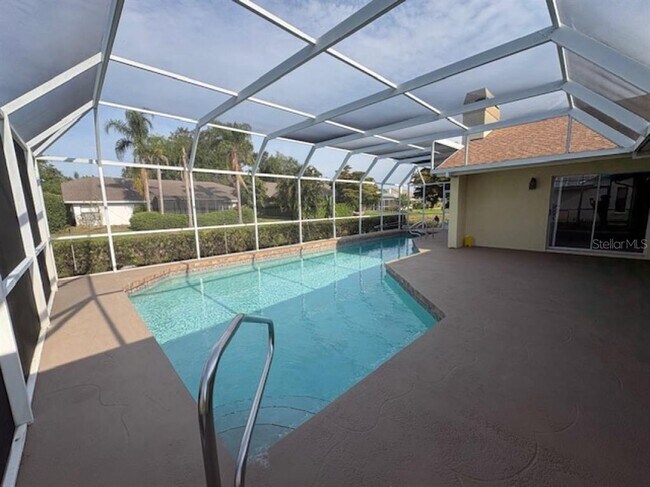 Foto del edificio - 4622 Meadowview Cir