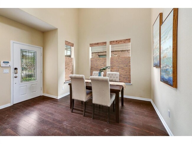 Building Photo - 16021 Travesia Way