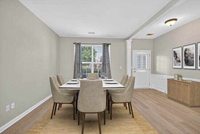Foto del edificio - 591 Wendlebury Ct