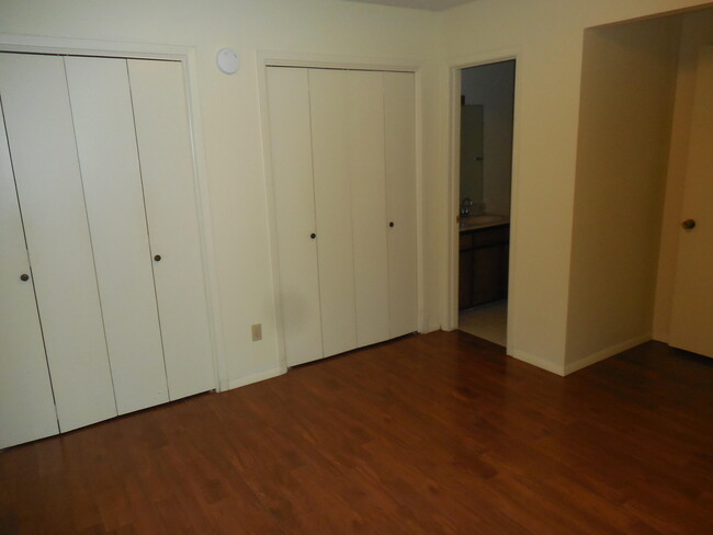 Building Photo - 3210 Isla Bahia Way