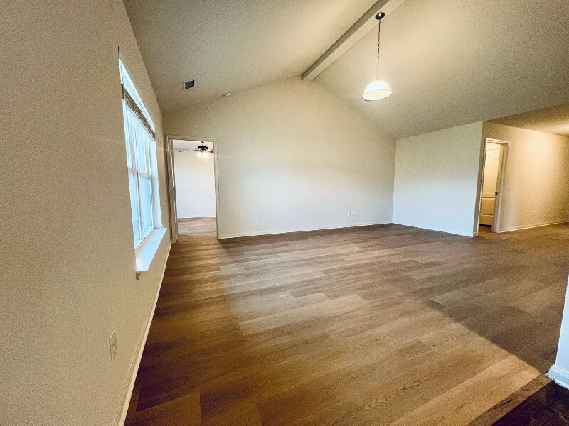 Foto principal - 1806 Clegg St