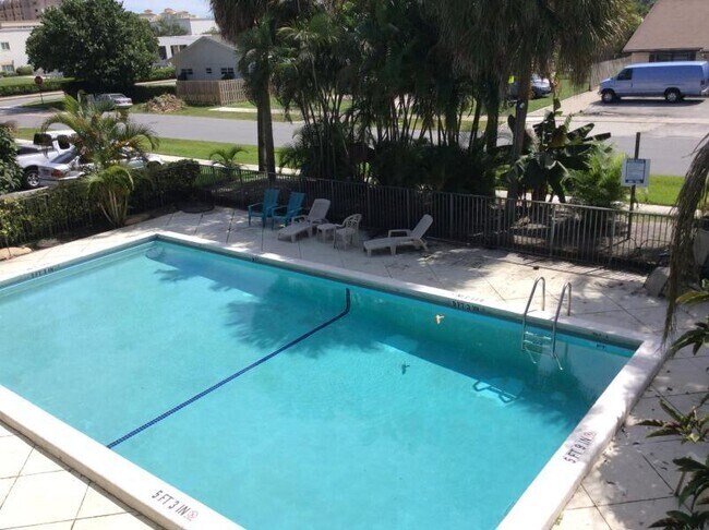 Pool - 201 SW 1st St