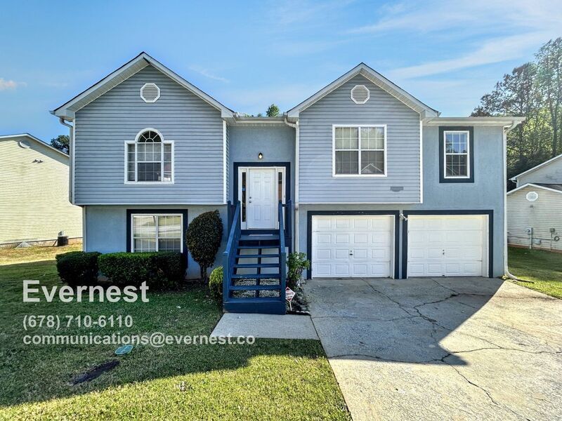 Foto principal - 832 Stonebridge Crescent
