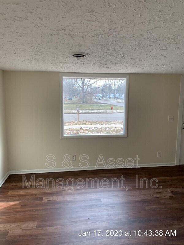 Building Photo - 4016 Ingham St