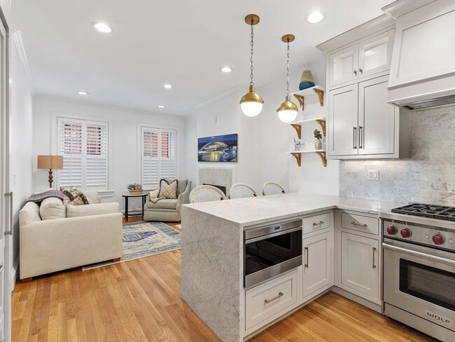 Building Photo - 24 Fayette St