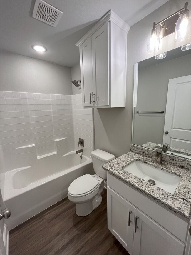 Foto del edificio - Country Heights #1102