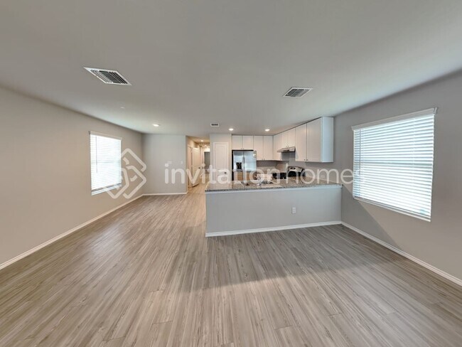 Building Photo - 5426 Verdugos Pl