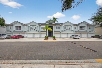 Building Photo - 7047 Deer Lodge Cir