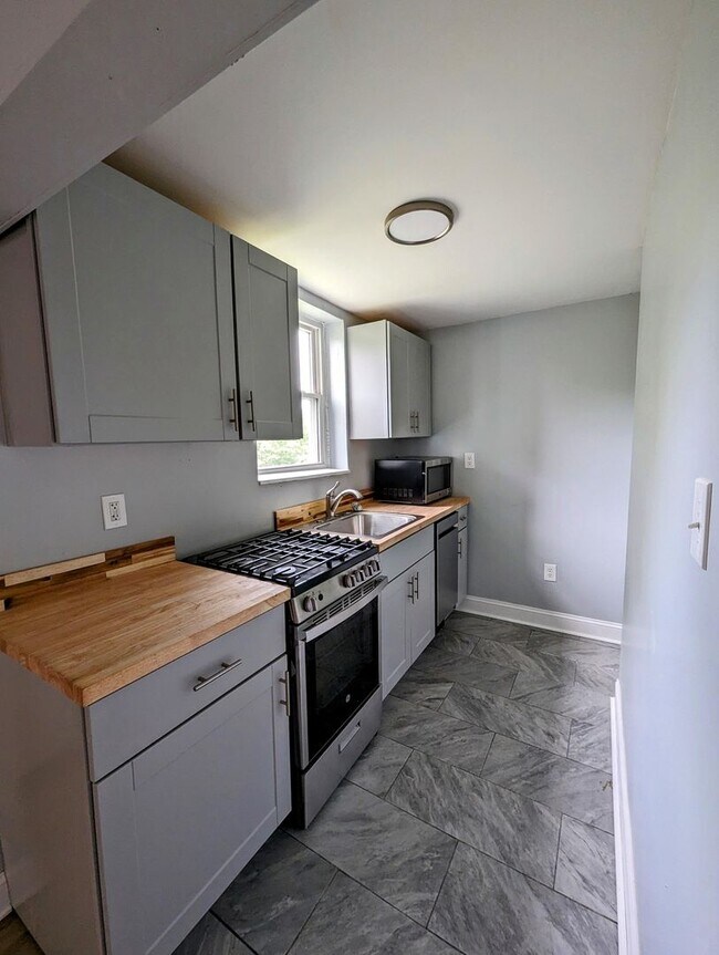 Foto del edificio - 1402 W Sycamore St