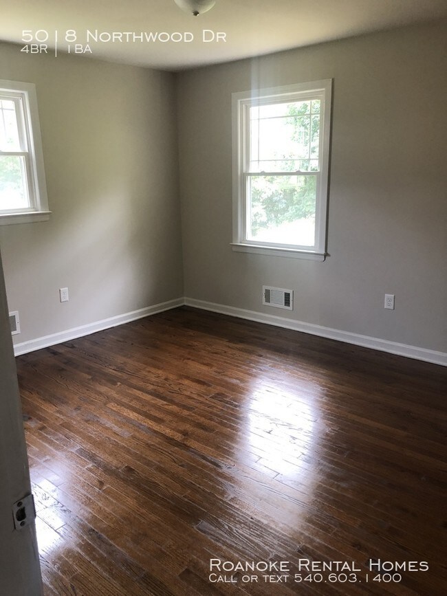 Foto del edificio - 5018 Northwood Dr NW