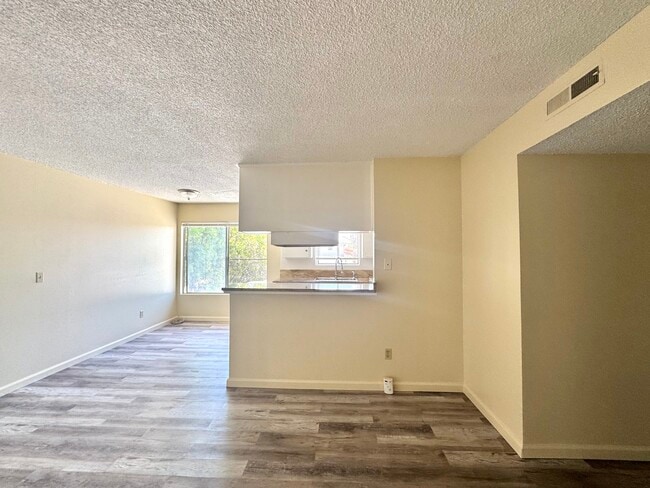 Building Photo - 7134 Westview Pl