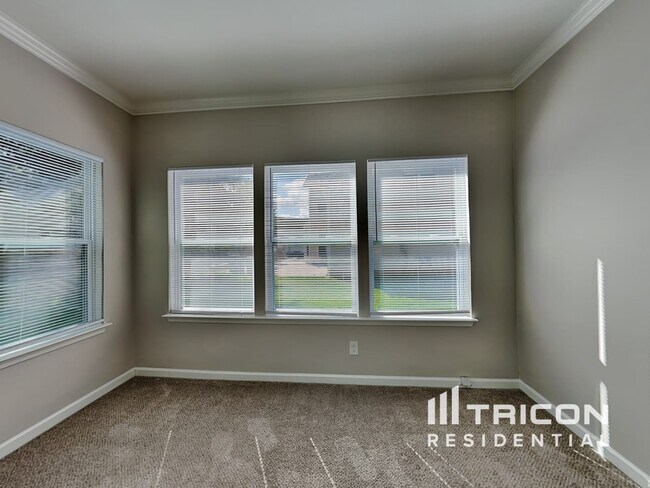 Building Photo - 112 Tilton Dr