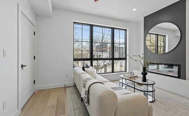 Foto del edificio - 135 5th St