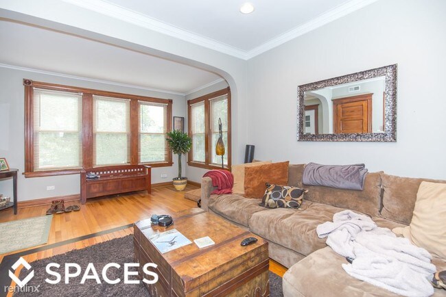 Foto del edificio - 5385 N Bowmanville Ave