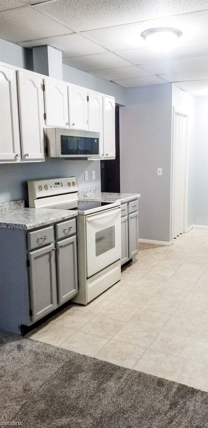 Foto principal - 46131 S Lakeshore Dr