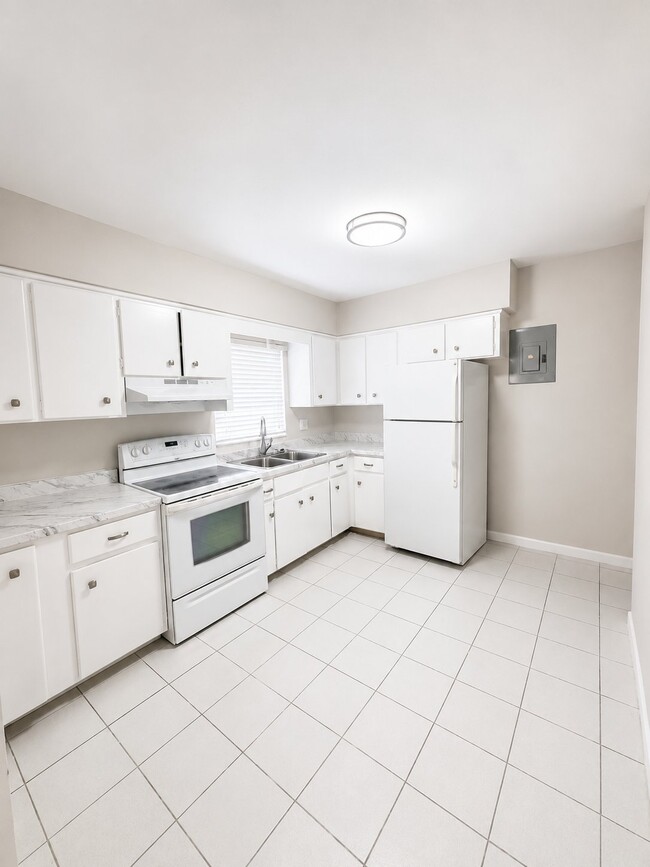 Photo - 5410 NE 22nd Terrace Apartment