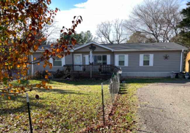 Building Photo - 18009 CR 4112
