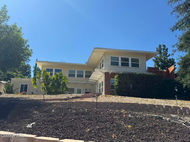 Foto del edificio - 22319 MacFarlane Dr