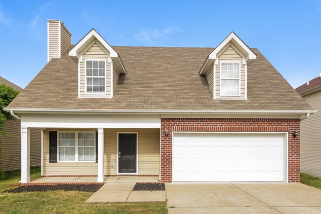 Building Photo - 319 Sarna Dr