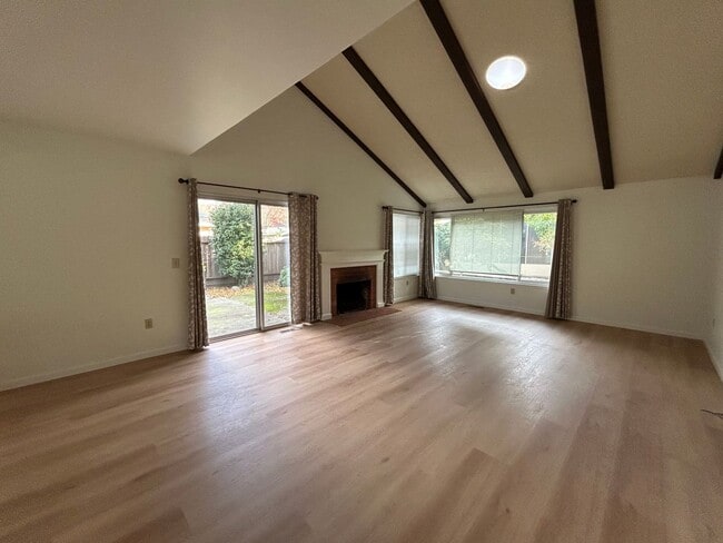 Foto del edificio - 22 Meadowgreen Cir