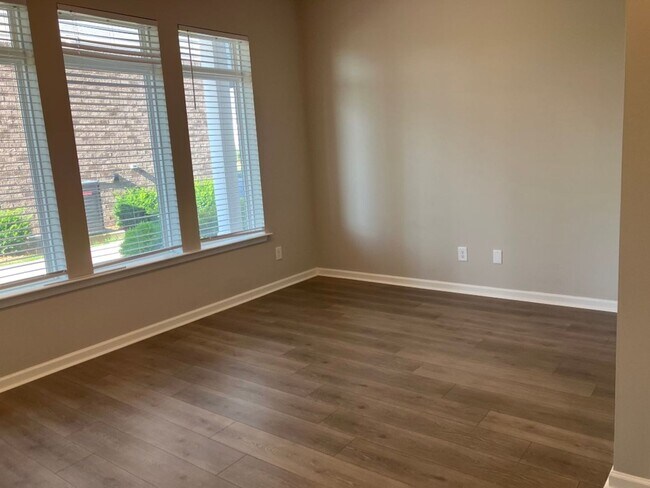 Foto del edificio - LIVE/WORK Arden Village Townhome in Columbia
