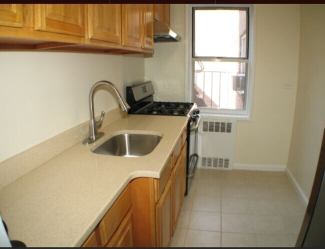 Kitchen - 8115 35th Ave