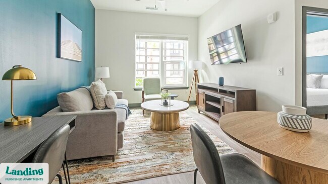 Foto del edificio - 944 Broadcast Pl