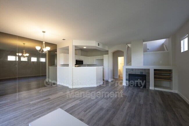 Building Photo - 7727 E Portofino Ave