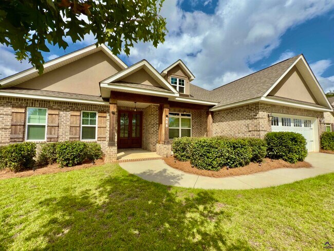 Building Photo - 408 Hawk's Nest Dr