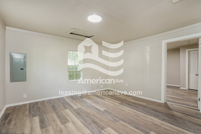 Foto del edificio - 910 N Franklin Ave