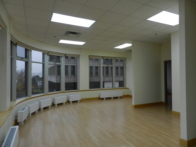 Building Photo - 17 Prince St