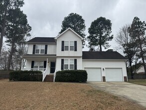 Building Photo - 1050 Roundabout Rd