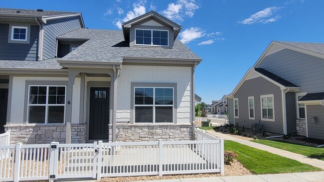 Foto del edificio - 5441 Longshaw Ct