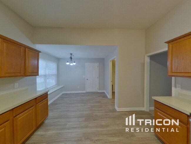 Building Photo - 216 Kenmore Park Drive Columbia SC
