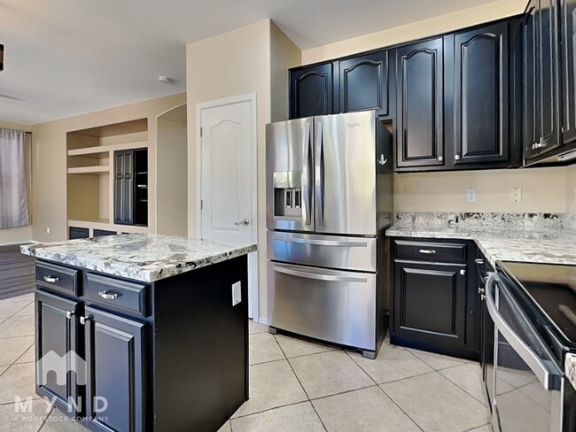 Foto del edificio - 2534 W Old Paint Trail