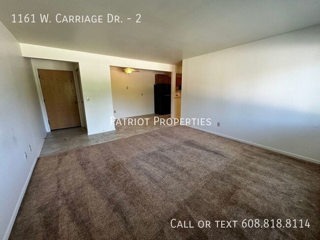 Building Photo - 2 bedroom/ 1 bath apartment in Whitewater, WI