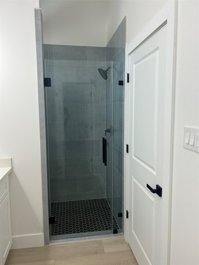 Building Photo - 8203 Sparta St