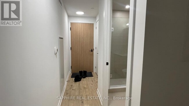 Building Photo - 35 Parliament St