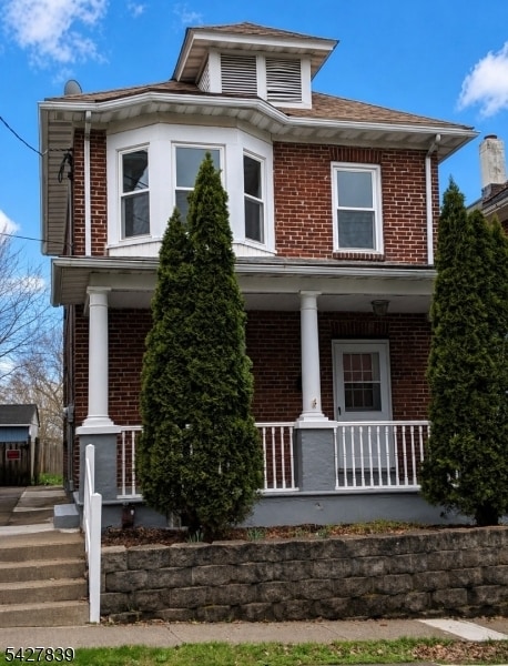 Building Photo - 14 Raymond St