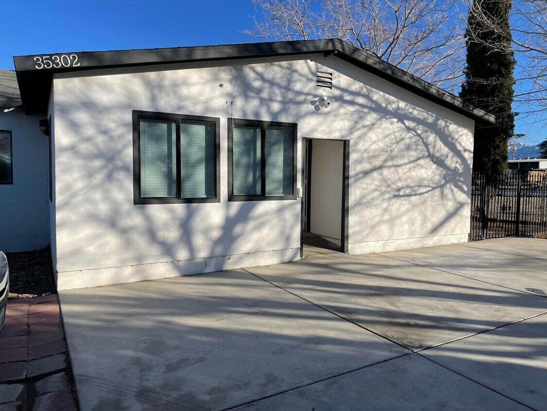 35302 82nd St E, Littlerock, CA 93543 House Rental in Littlerock, CA