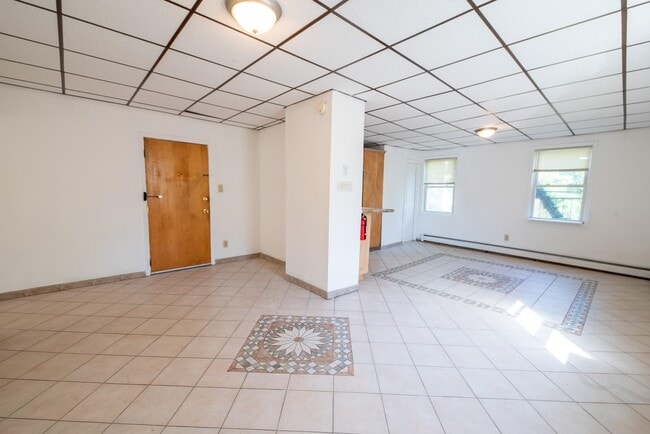 Building Photo - 5814 Newkirk Ave