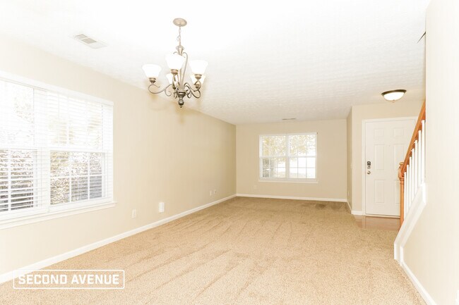 Building Photo - 1223 Liriope LN