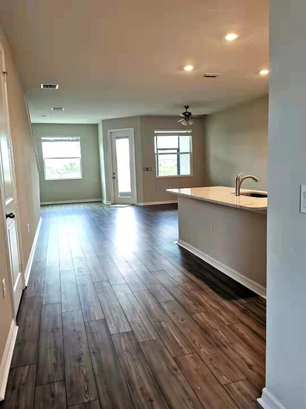 Foto del edificio - 11288 Cay Spruce Wy